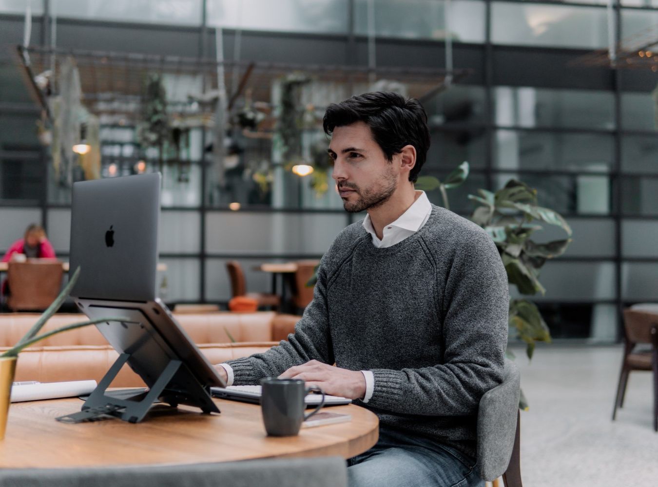 Laptopstandaard kopen? - Gezonder werken - Ergomouse